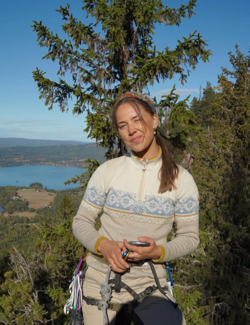 Oda Sørebø in Norway with a wool sweater from Dale of Norway