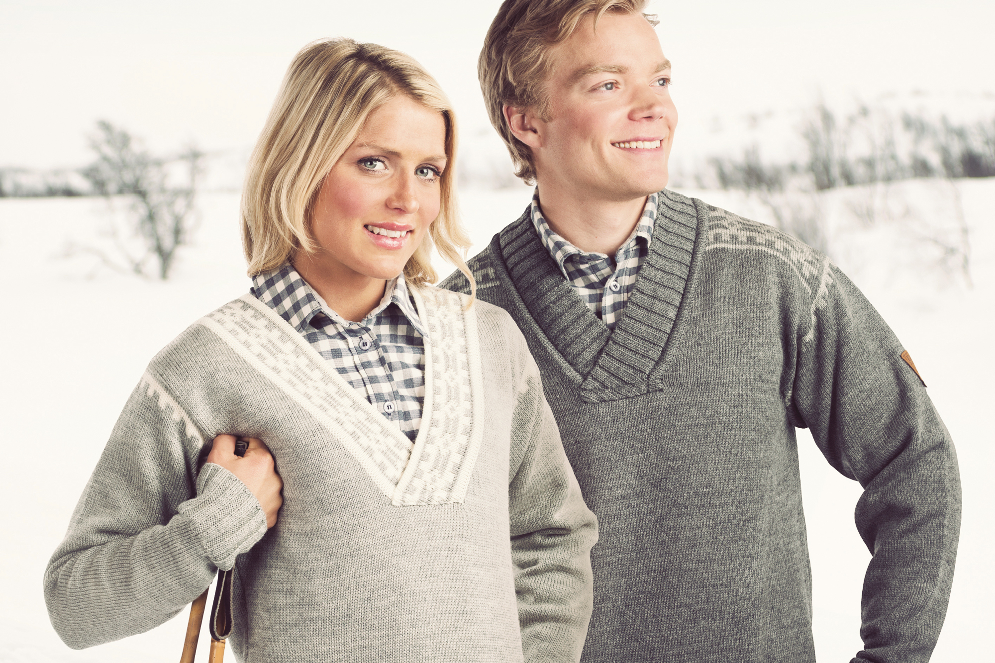 Ski-VM Falun, Sverige 2015. På bildet ser vi Therese Johaug og Erik Brandsdal i VM-genseren.